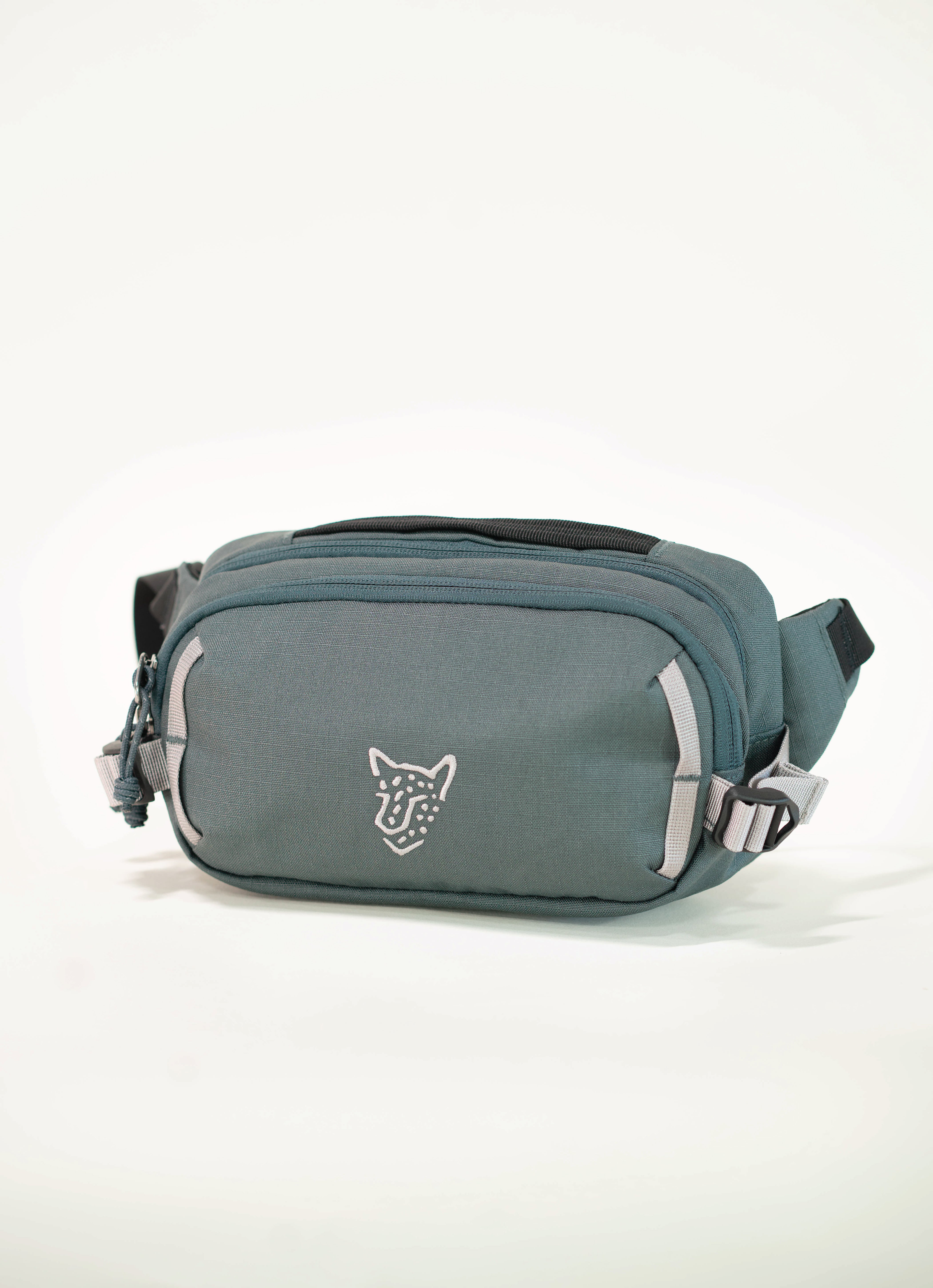 Wisp 1.5L Sling Bag #Color_Blue Fog