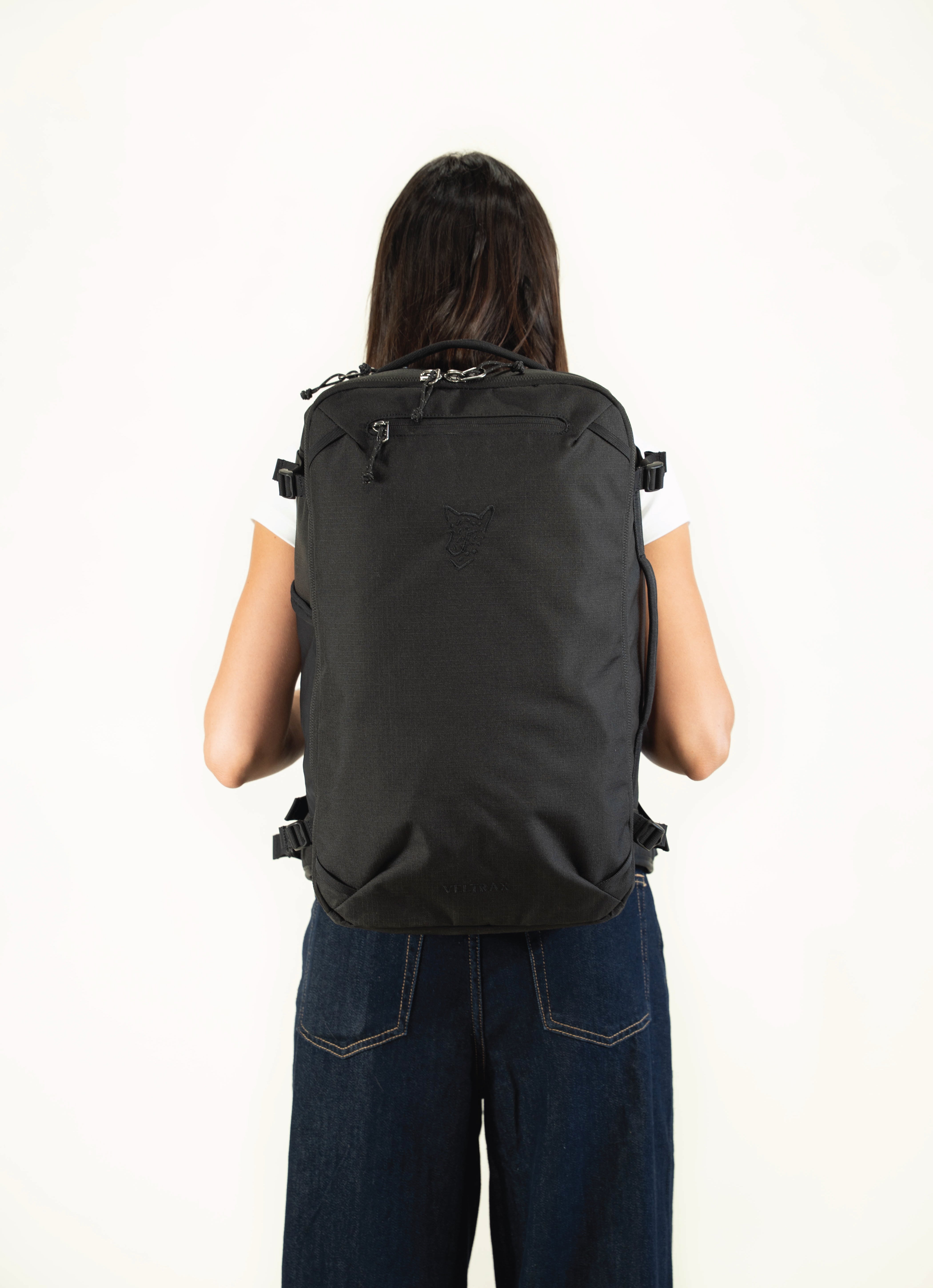 Cirrus 30 Travel Backpack - Black Storm