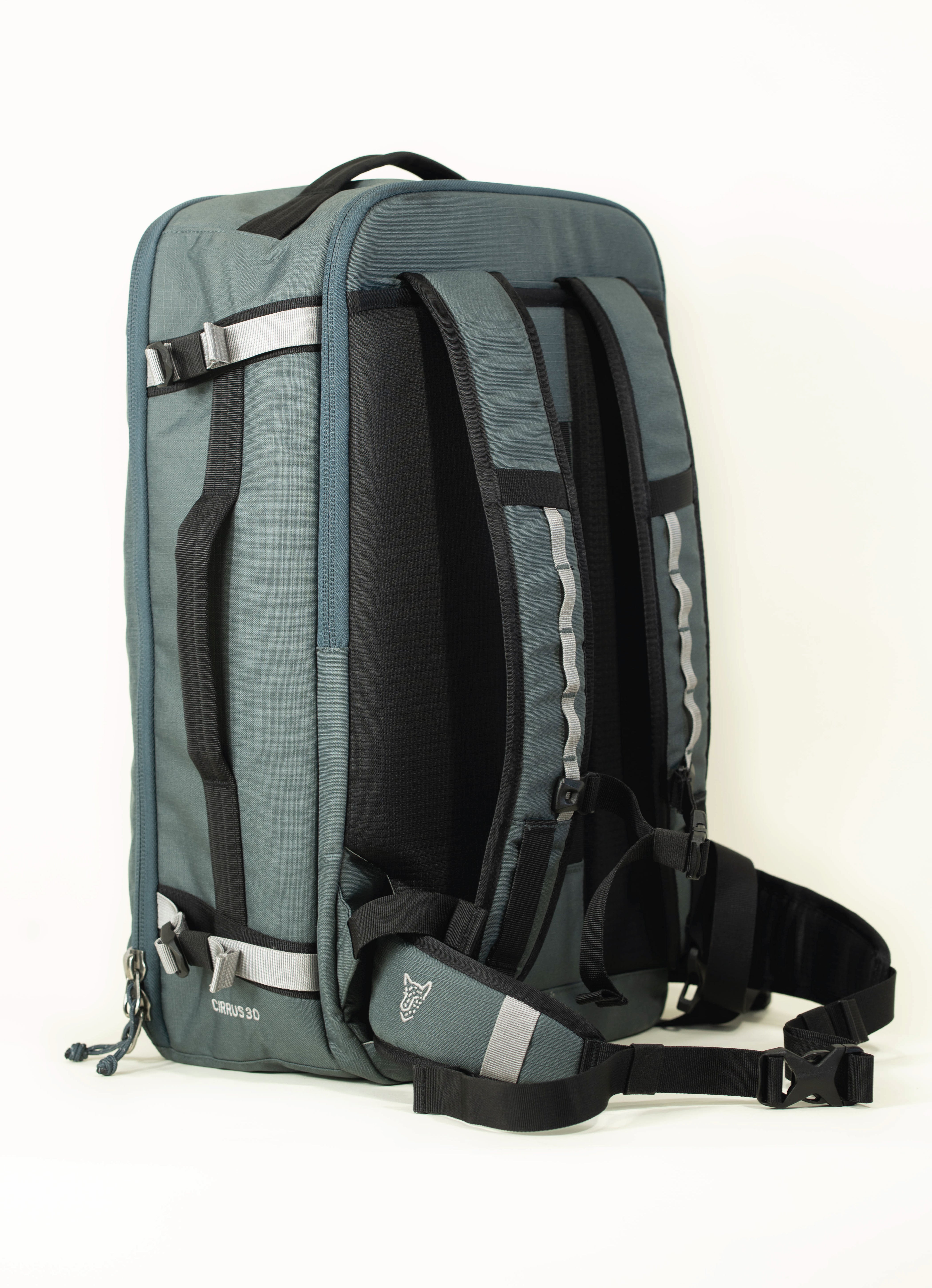 Cirrus 30 Travel Backpack - Blue Fog