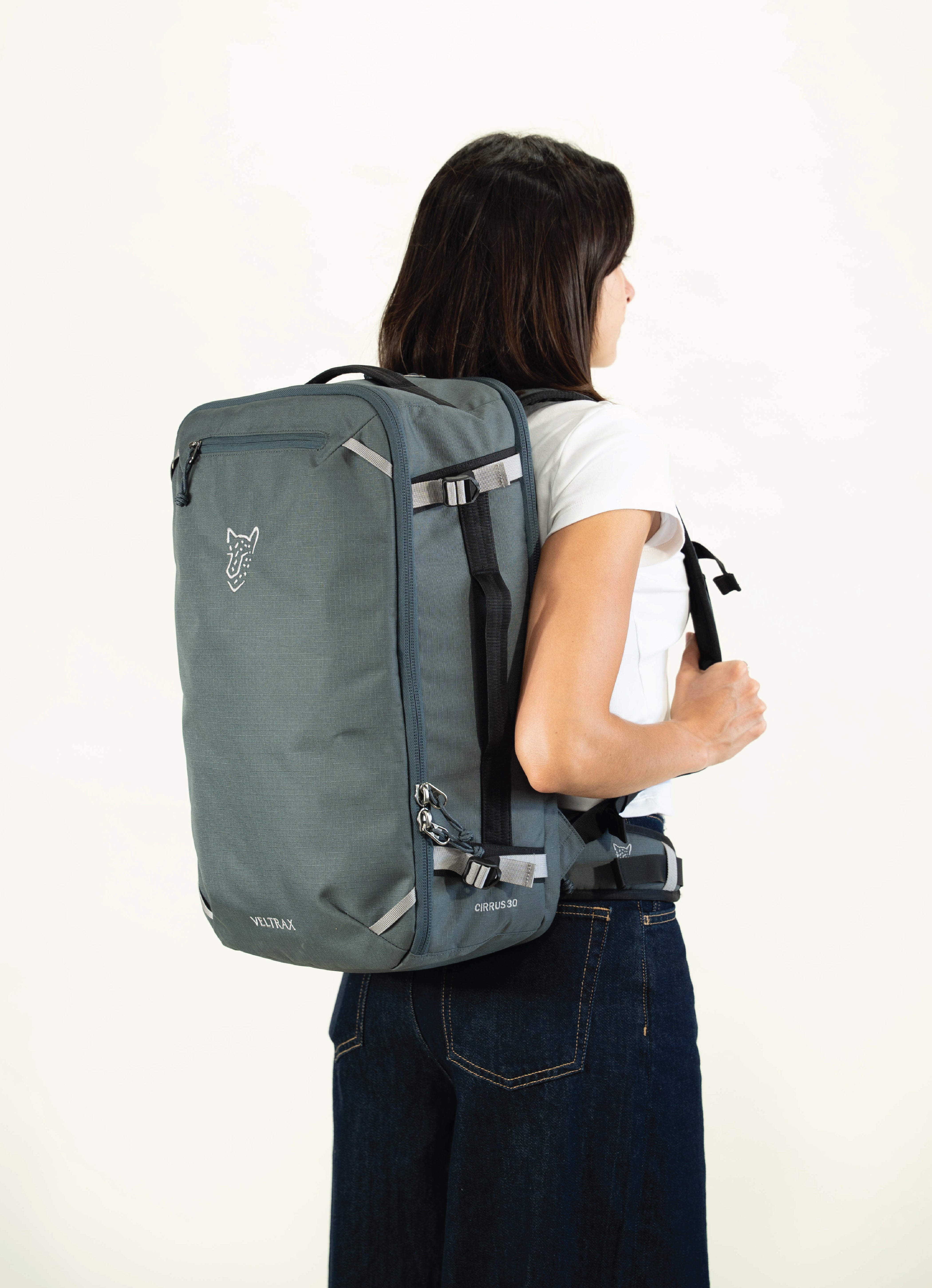 Cirrus 30 Travel Backpack - Blue Fog